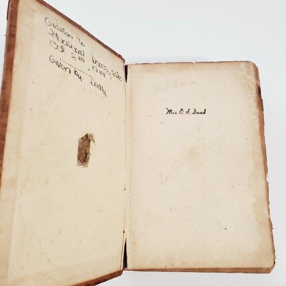 Antique Victorian Book 1860 - 1970 Alfred Tennyson Poems - Picture 3 of 13